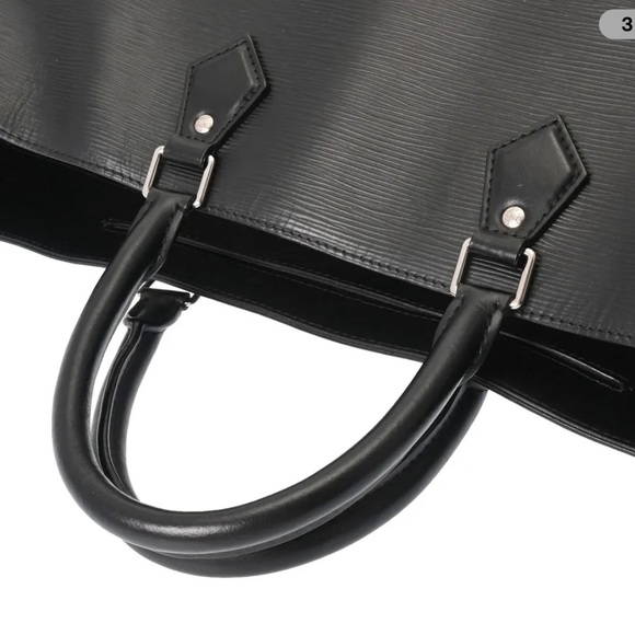 LOUIS VUITTON Epi Grandsac LV Circle Tote - Picture 3 of 13